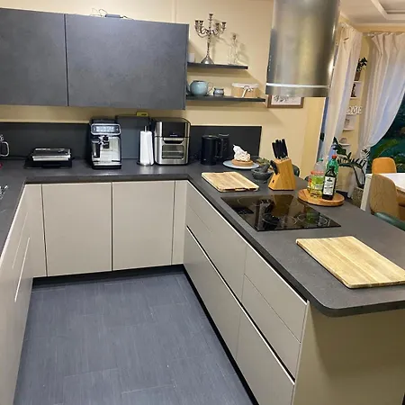 Familienhaus Mit Garten, Terrasse & Grill Hébergement de vacances