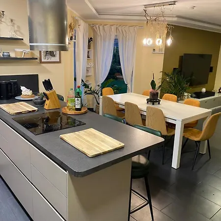 Familienhaus Mit Garten, Terrasse & Grill * Greifswald