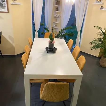 Familienhaus Mit Garten, Terrasse & Grill Greifswald