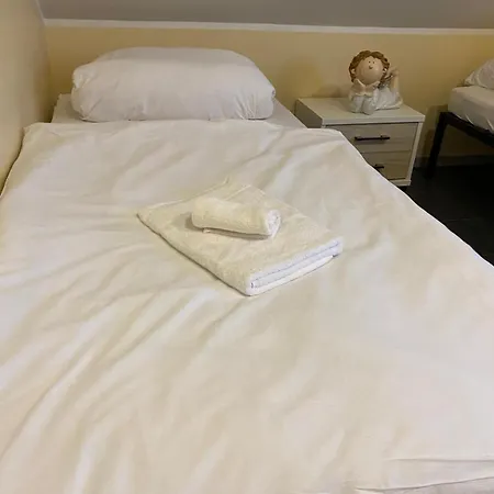 Familienhaus Mit Garten, Terrasse & Grill *