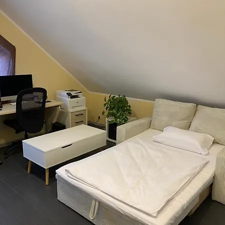 Familienhaus Mit Garten, Terrasse & Grill