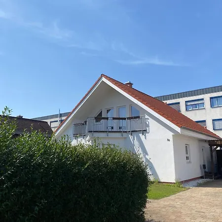 Familienhaus Mit Garten, Terrasse & Grill Greifswald