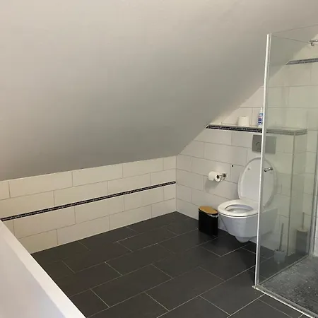 Familienhaus Mit Garten, Terrasse & Grill Greifswald