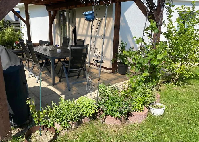 Familienhaus Mit Garten, Terrasse & Grill * Грайфсвальд