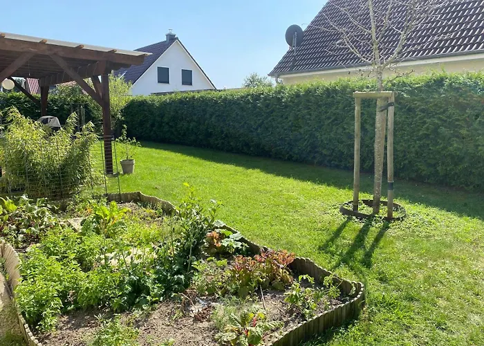 Familienhaus Mit Garten, Terrasse & Grill