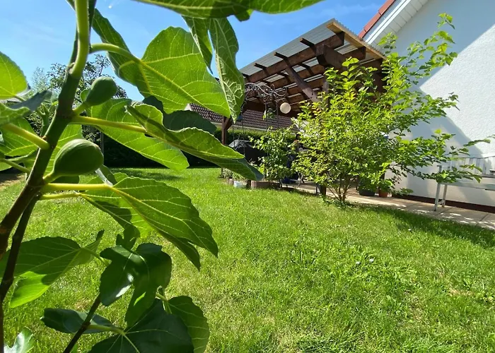 Familienhaus Mit Garten, Terrasse & Grill Дом отдыха